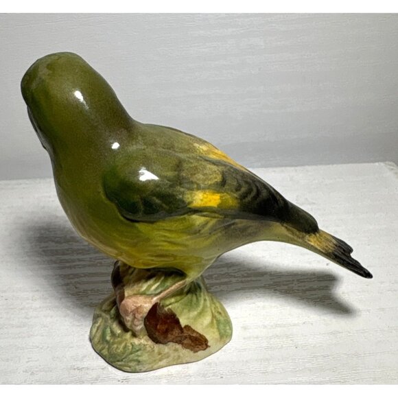 Beswick Greenfinch Ceramic Bird Figurine No. 2105A England First Version - Picture 5 of 9